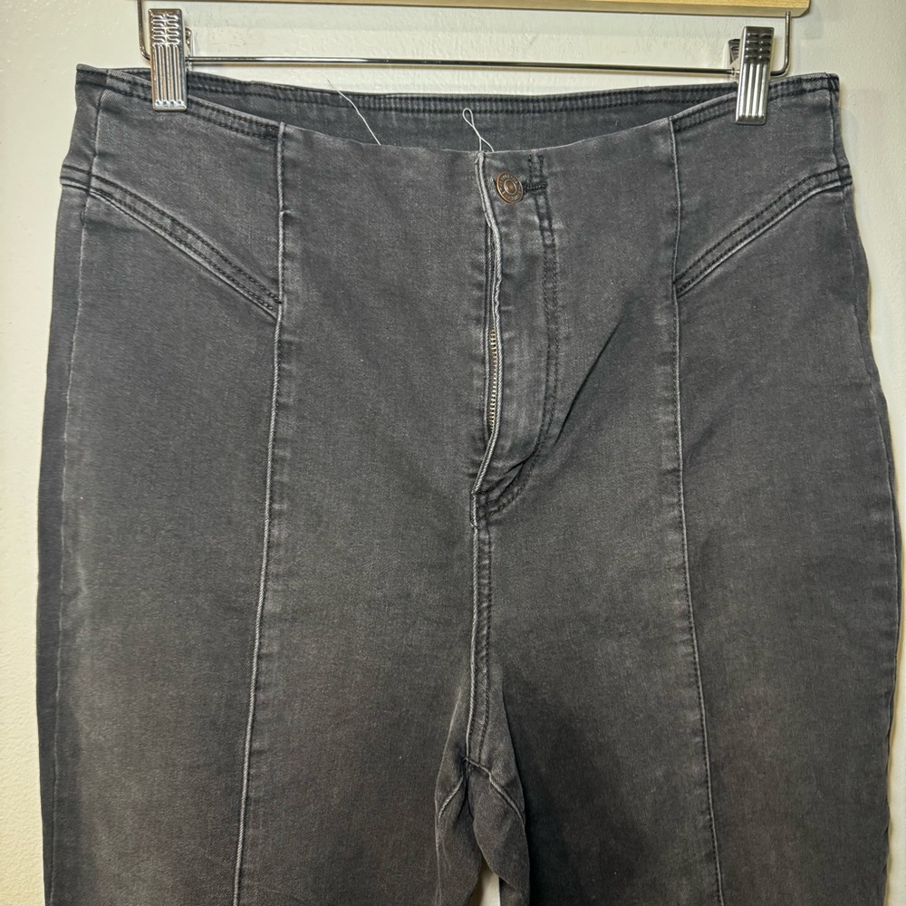 We The Free Free People CRVY High Rise Flare Denim Pants‎ Sz 33 Boho - Picture 2 of 7